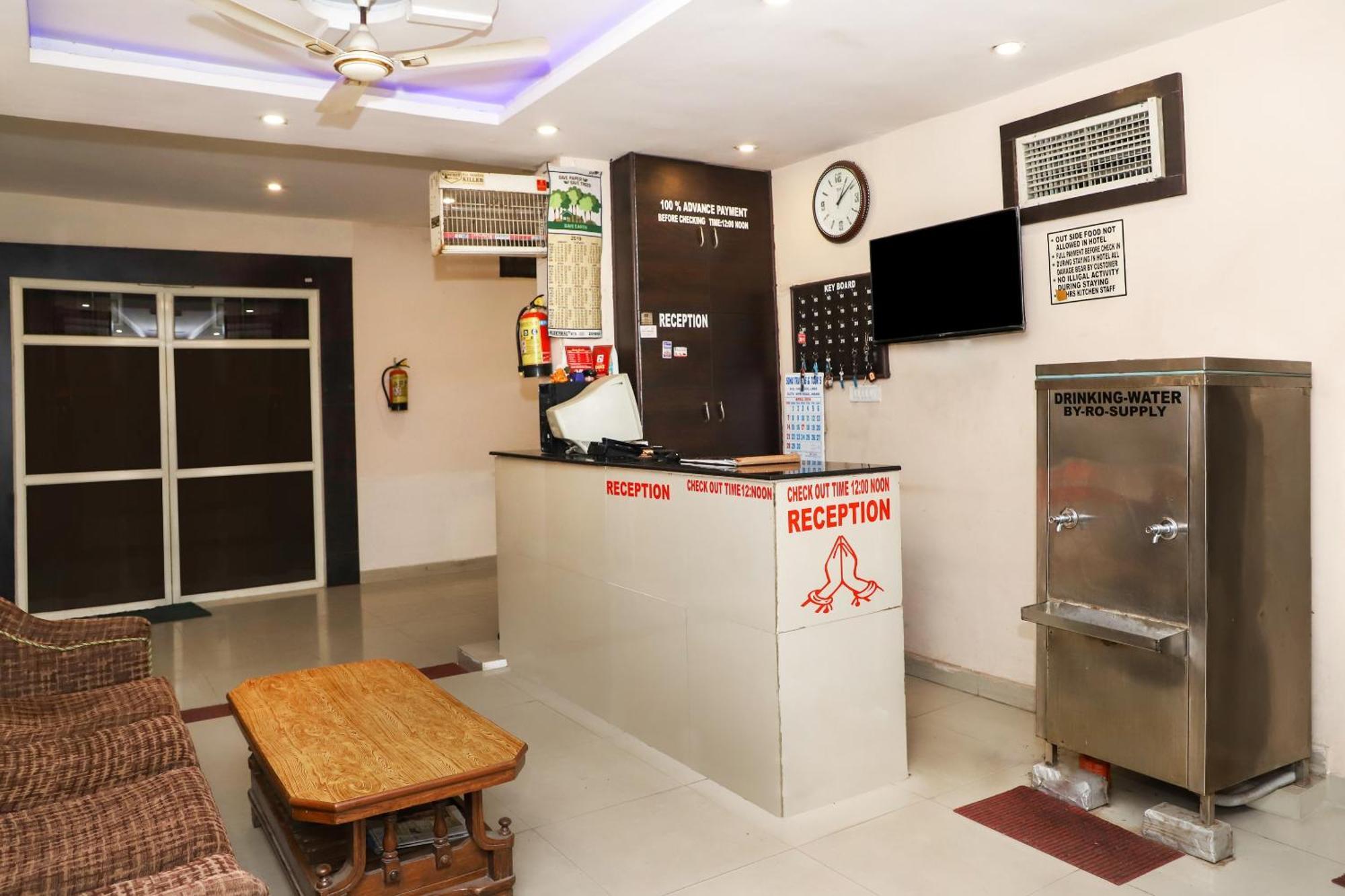 Oyo Hotel Duke Inn Jhansi Exterior photo